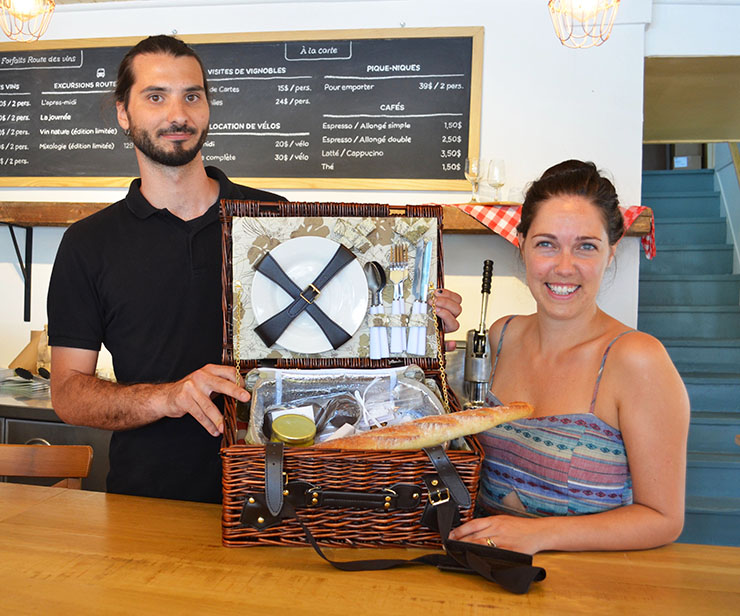 Benoit Hébert and Amélie Dubé, Kava Tours