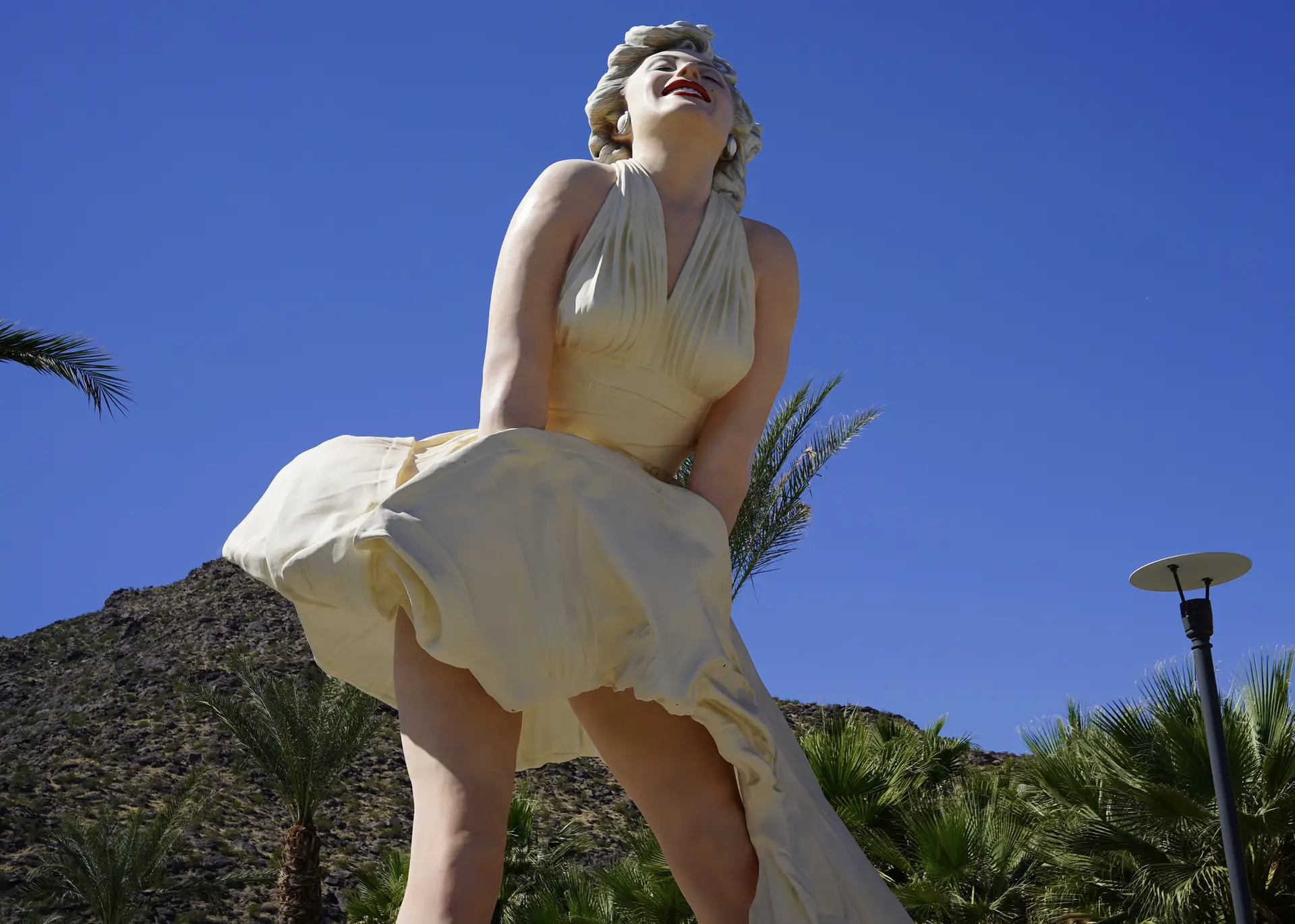 Forever_Marilyn_Edward_Quan_DS