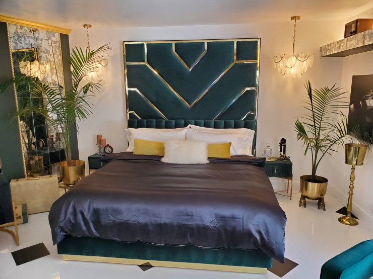 The Presidential Suite at the Velvet Rope
