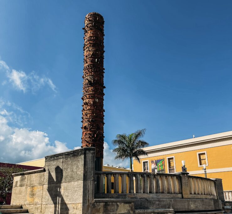 El Tótem Telúrico monument in Old San Juan, a tall ceramic sculpture made from native Puerto Rican clay.