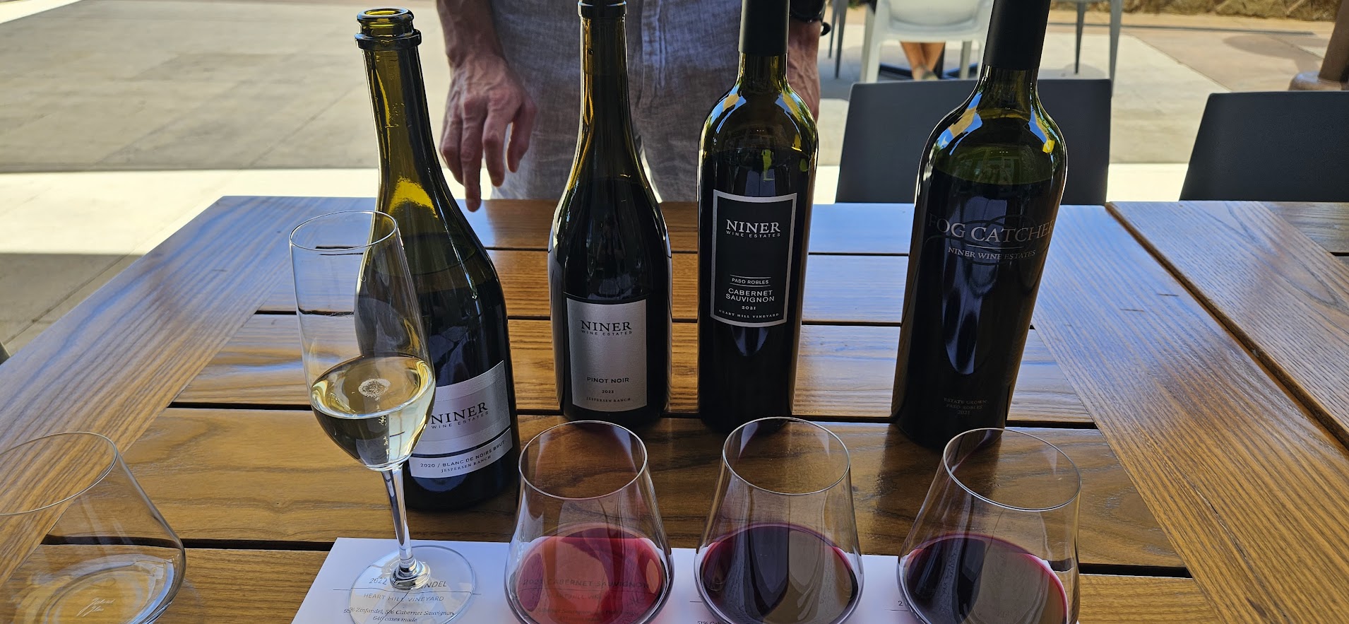 tasting flights at Niner