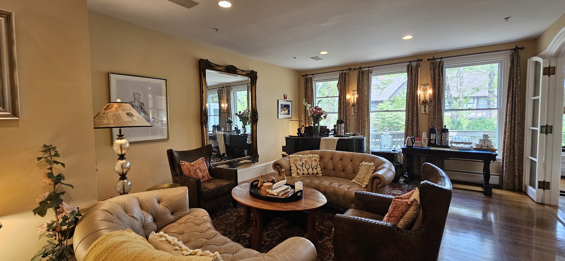 interior Bass Cottage