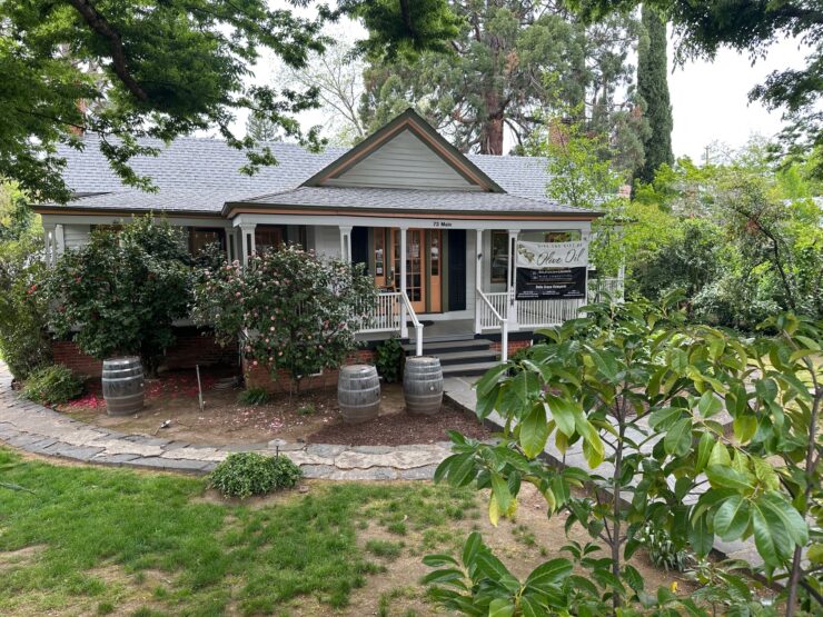 Bella Grace victorian style tasting room on Main Street Sutter Creek