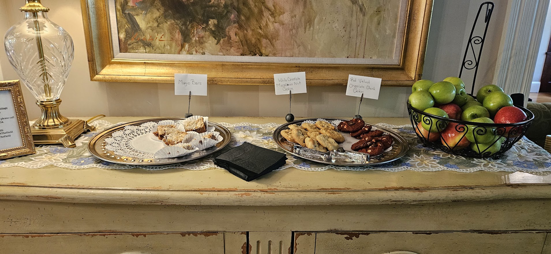 sweets for happy hour at Ullikana