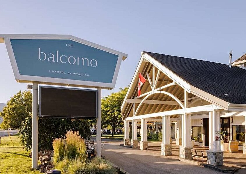 The balcomo, a Ramada by Wynham. Penticton BC getaway 