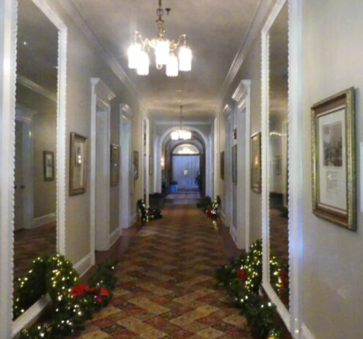 Hall of Mirrors in the Clubhouse