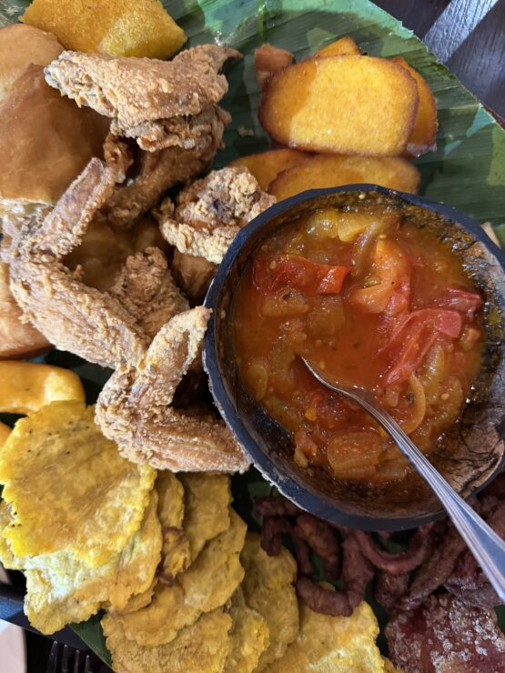 pica pica at el triapiche panama city