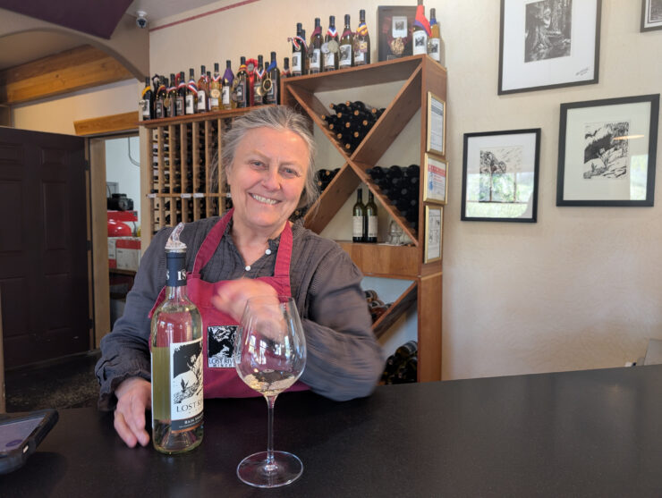 Kristen leads a tasting at Lost River Winery.© Susie Wall