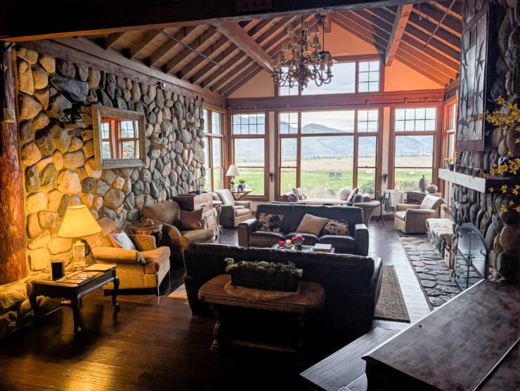 Relax at reconnect at Casia Lodge & Ranch.© Susie Wall