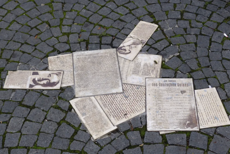 White Rose memorial at Ludwig-Maximillian University 