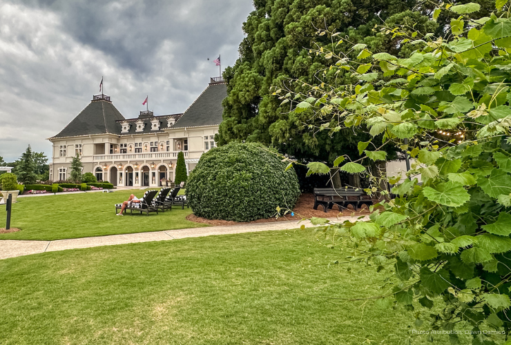 Château Élan rises over its manicured lawn in Braselton, Georgia — a French-inspired château just off Interstate 85, and the logical first stop on a North Georgia wine tour.