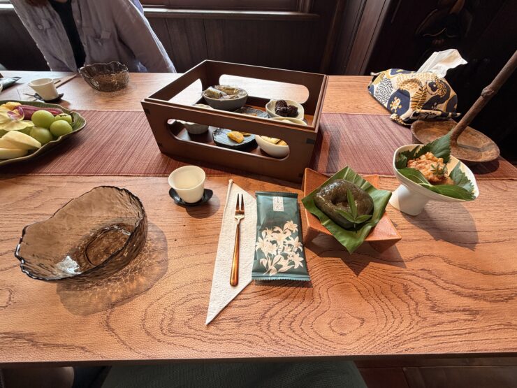 The beautiful food presentation during the tea tasting at Ikken Antique Art and Lifestyle