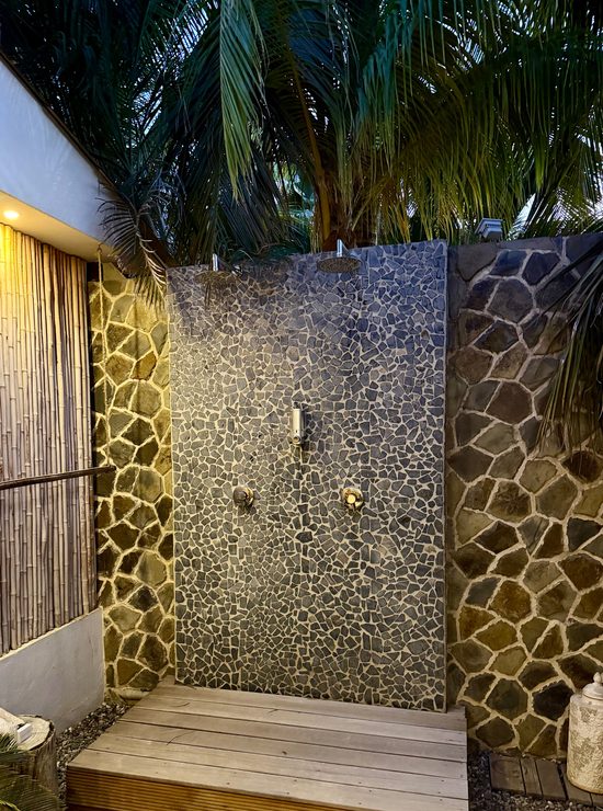 Twin outdoor shower at Bamboo Bonaire