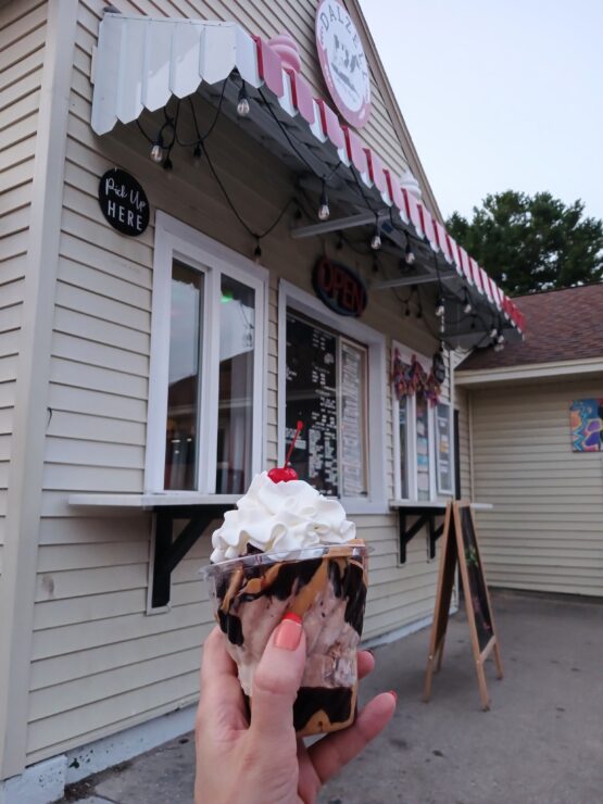 Muddie Buddie sundae pictured in front of Dalzell Dairy